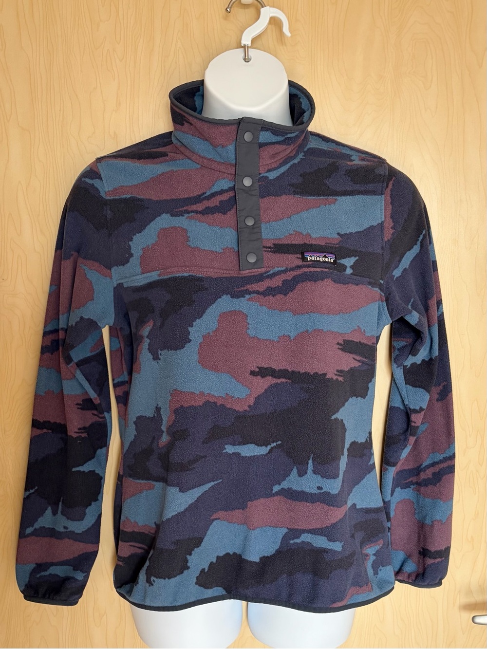 Patagonia Snap-Front Fleece Pullover - Blue & Burgundy Camo Rare Size Large